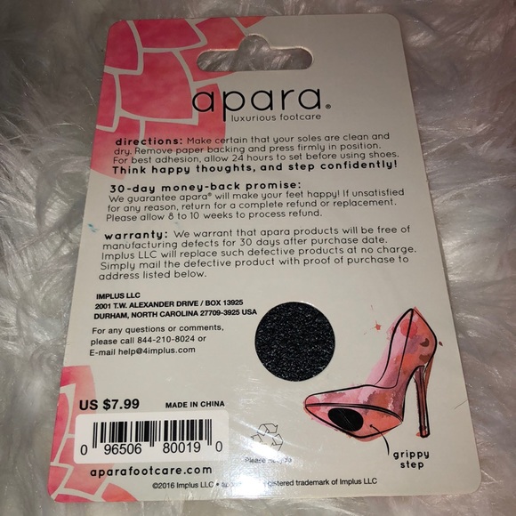 💜DSW 2 pair grippy steps - NWT - Picture 2 of 5